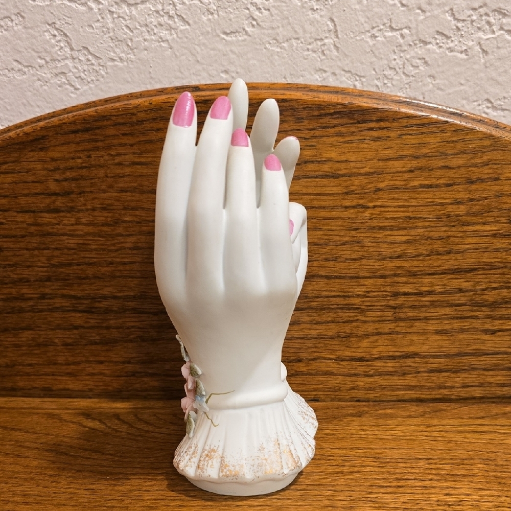 Lefton Vintage White Lady Hands Vase with Pink Flowers - Picture 5 of 10